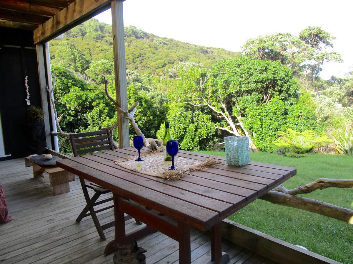 Tryphena Mulberry Grove Retreat Bed & Breakfast エクステリア 写真