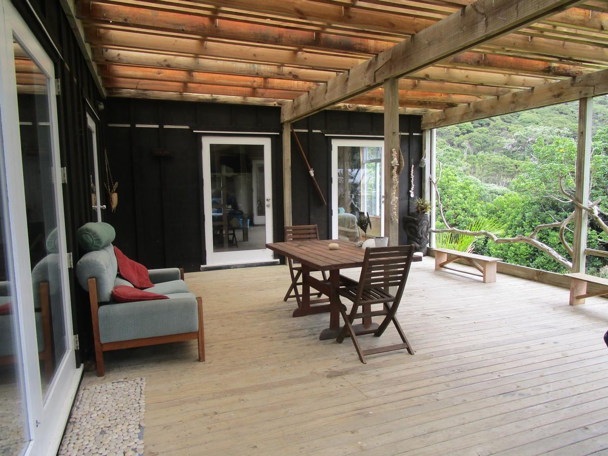 Tryphena Mulberry Grove Retreat Bed & Breakfast エクステリア 写真